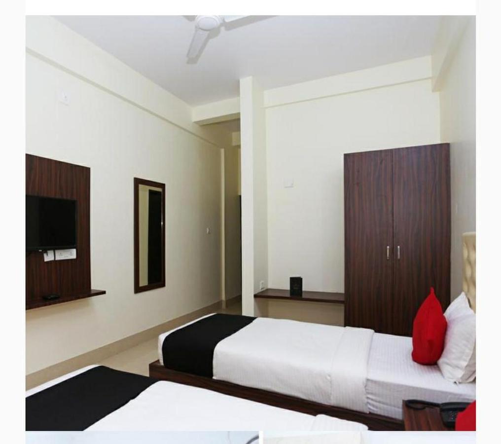 Triple Tree Hotel & Resorts Bhubaneswar Exterior photo